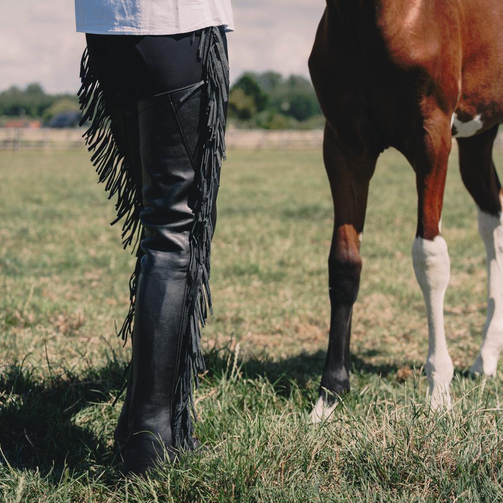 LONG CHAPS